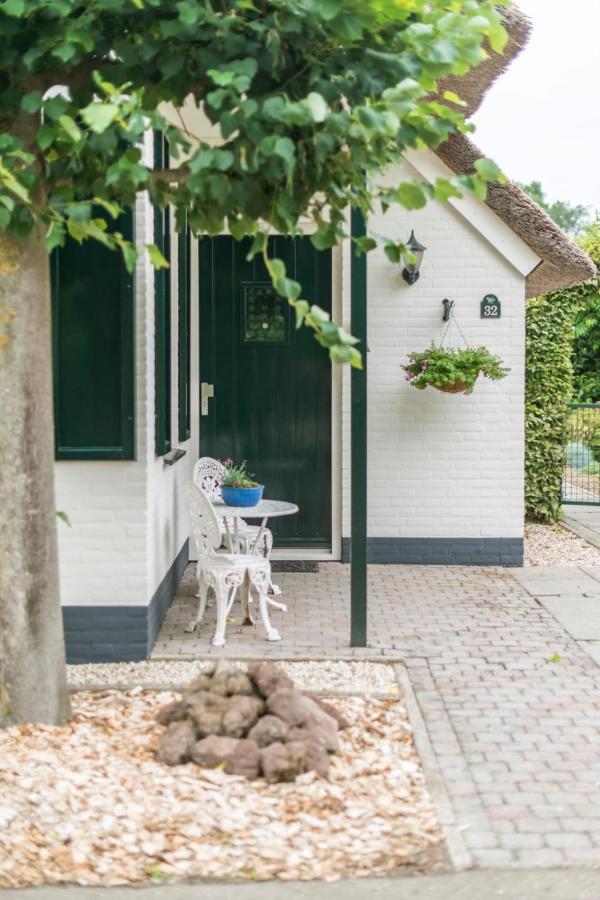 Vakantiehuis Villa 32 Heel エクステリア 写真